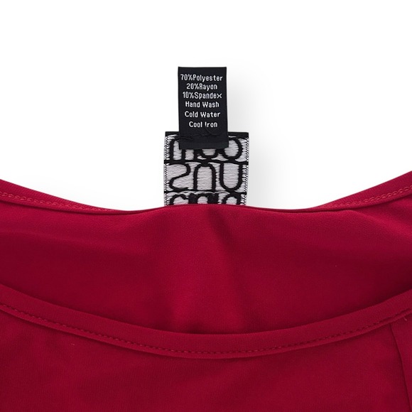 Ciara Sun Woo Women's Size Small Red 3/4 Sleeves Asymmetric Hem Tunic Top NWT - Picture 11 of 12